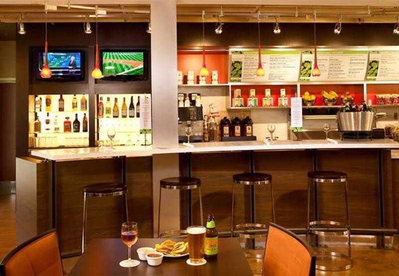 Courtyard By Marriott York Hotel Ngoại thất bức ảnh