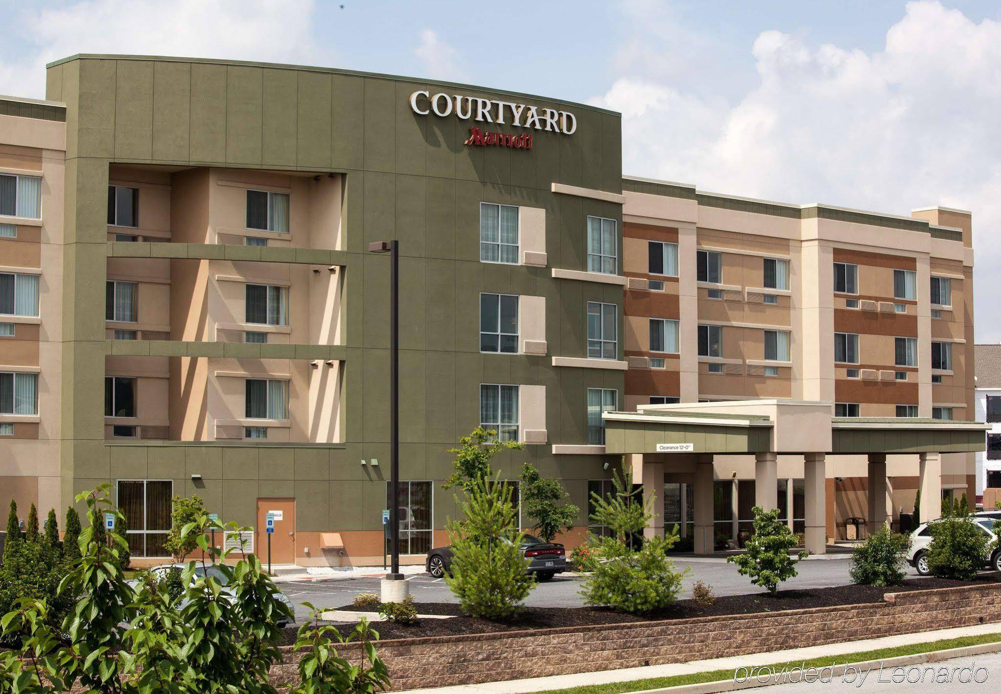 Courtyard By Marriott York Hotel Ngoại thất bức ảnh