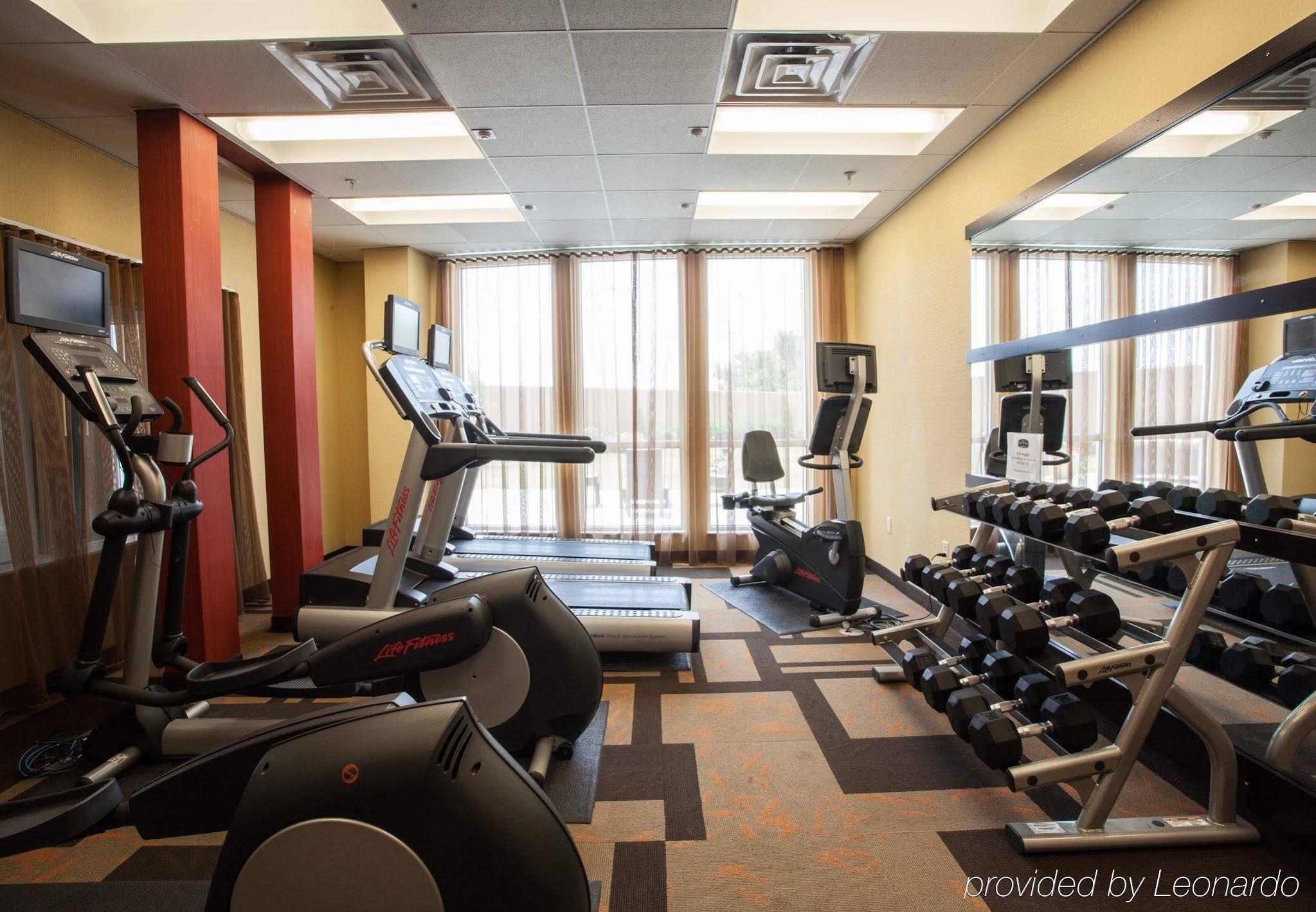 Courtyard By Marriott York Hotel Ngoại thất bức ảnh