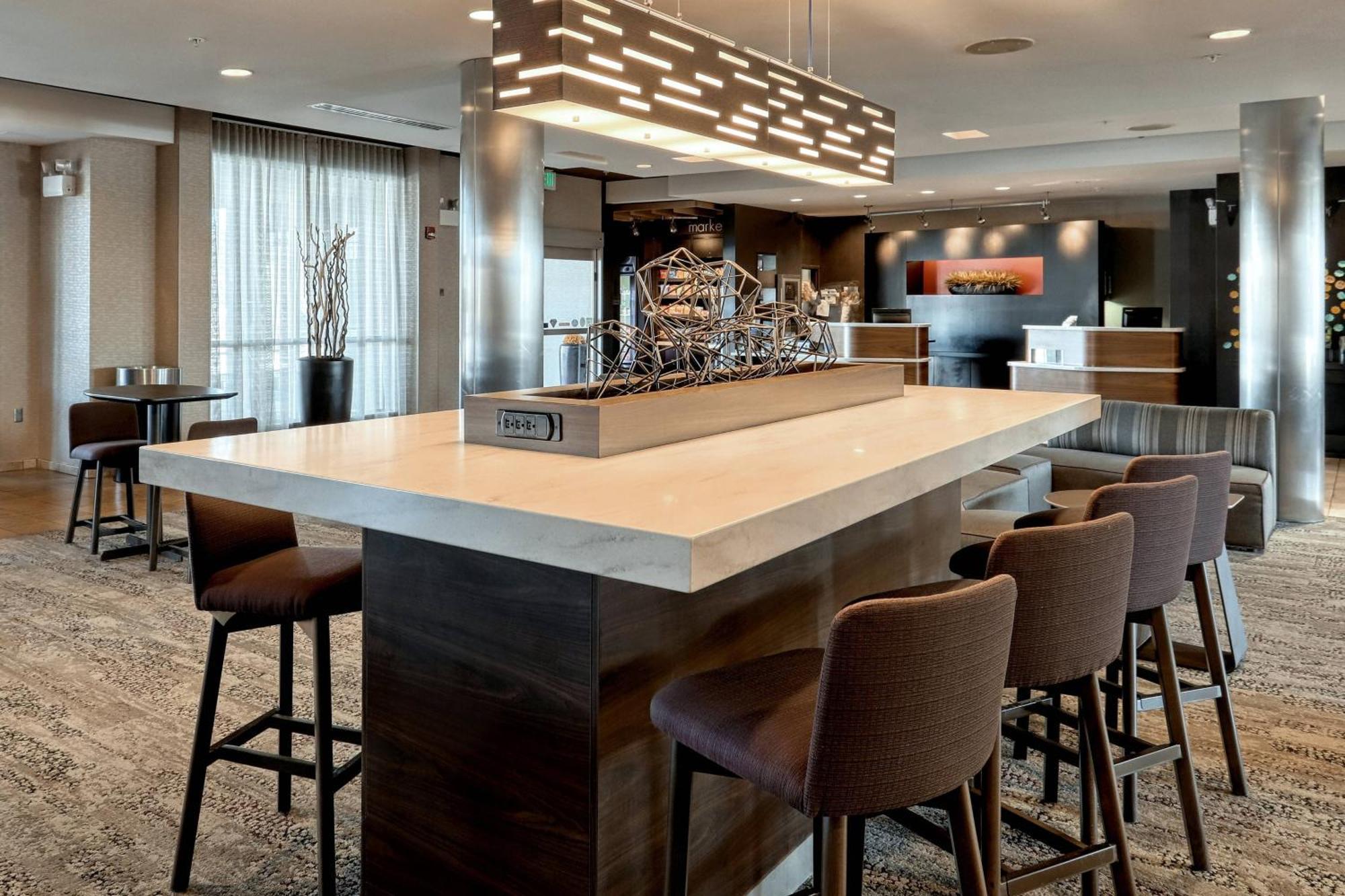 Courtyard By Marriott York Hotel Ngoại thất bức ảnh